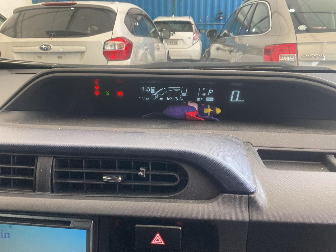 Photo '21' of Toyota Aqua