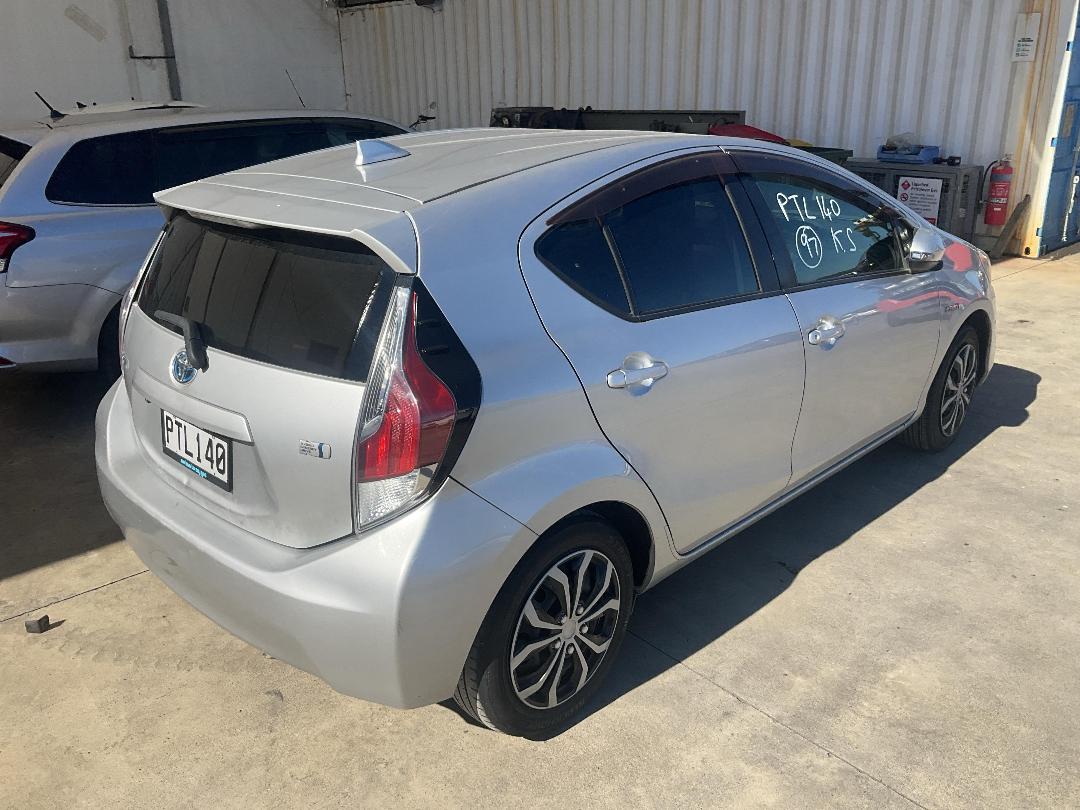 Photo '5' of Toyota Aqua