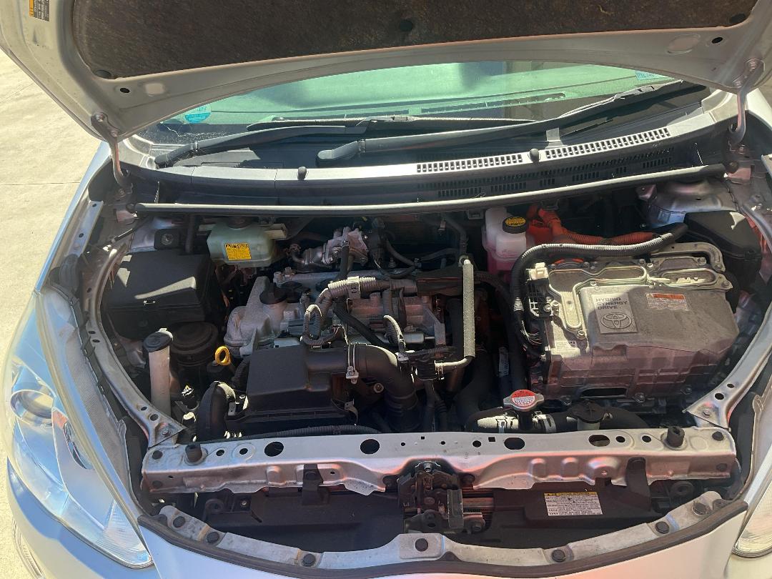 Photo '14' of Toyota Aqua