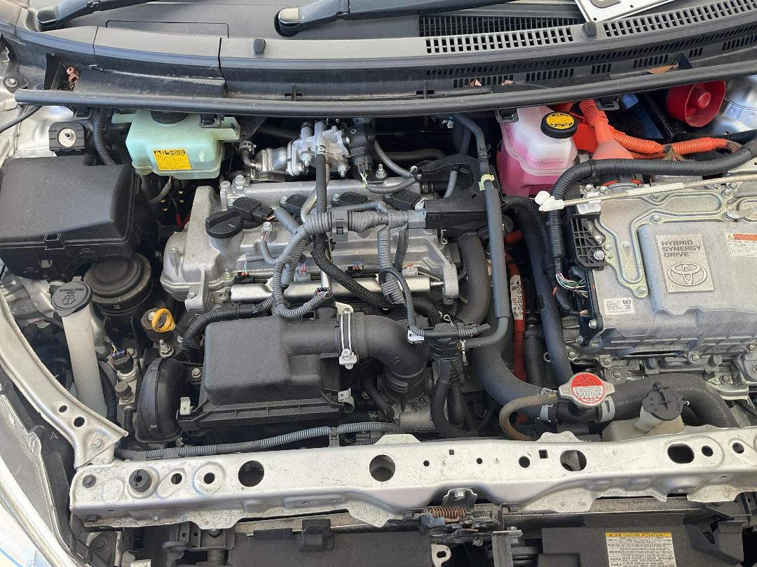 Photo '15' of Toyota Aqua Photo '15' of Toyota Aqua