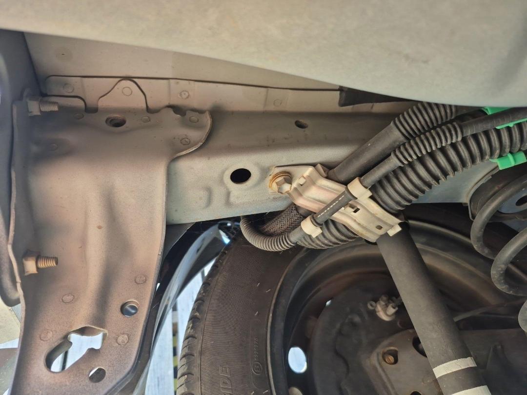 Photo '16' of Toyota Aqua Hybrid