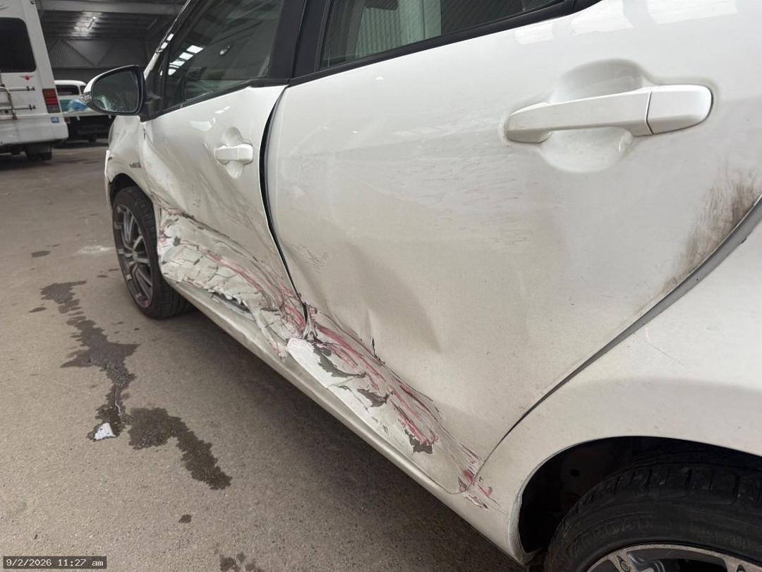 Photo '3' of Toyota Aqua