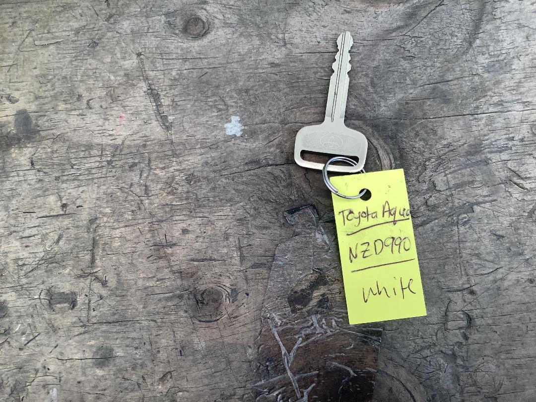 Photo '22' of Toyota Aqua Photo '22' of Toyota Aqua