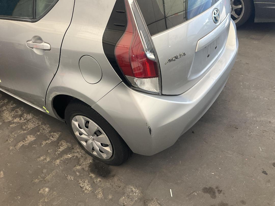 Photo '13' of Toyota Aqua