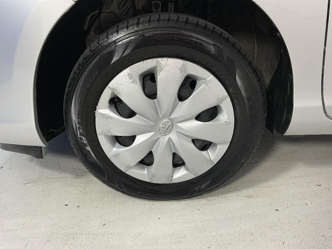 Photo '10' of Toyota Aqua