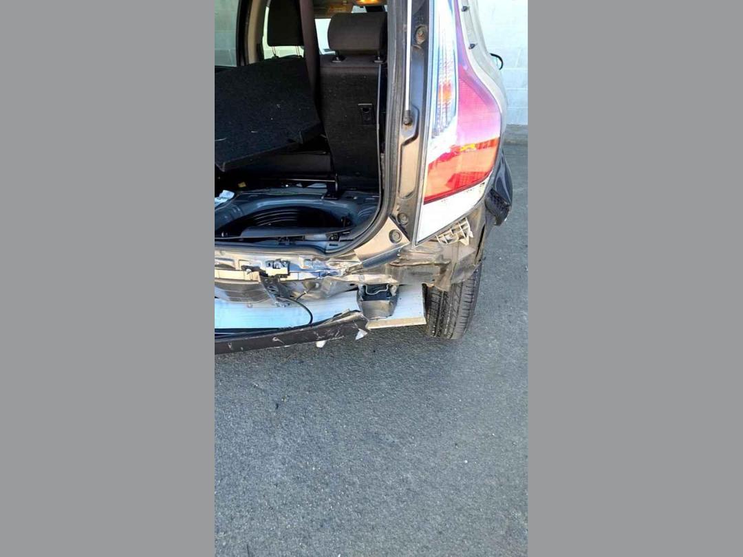 Photo '18' of Toyota Aqua