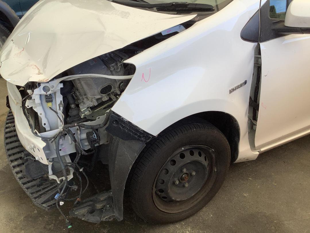 Photo '2' of Toyota Aqua Hybrid