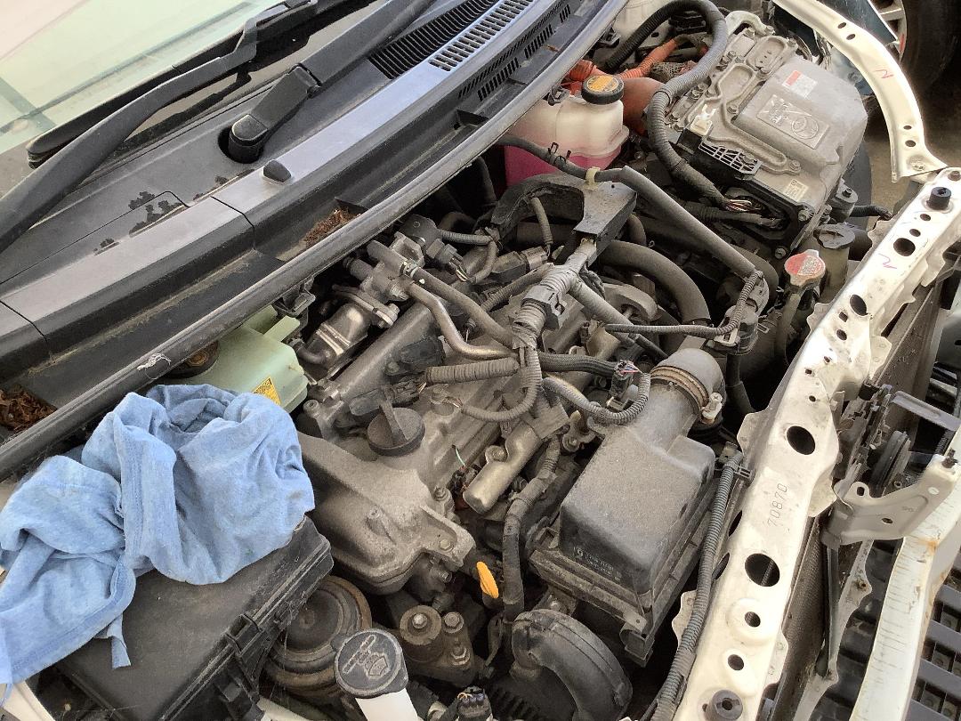 Photo '14' of Toyota Aqua Hybrid