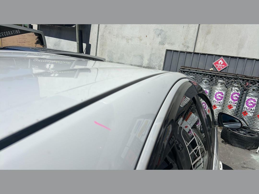 Photo '8' of Toyota Aqua Hybrid