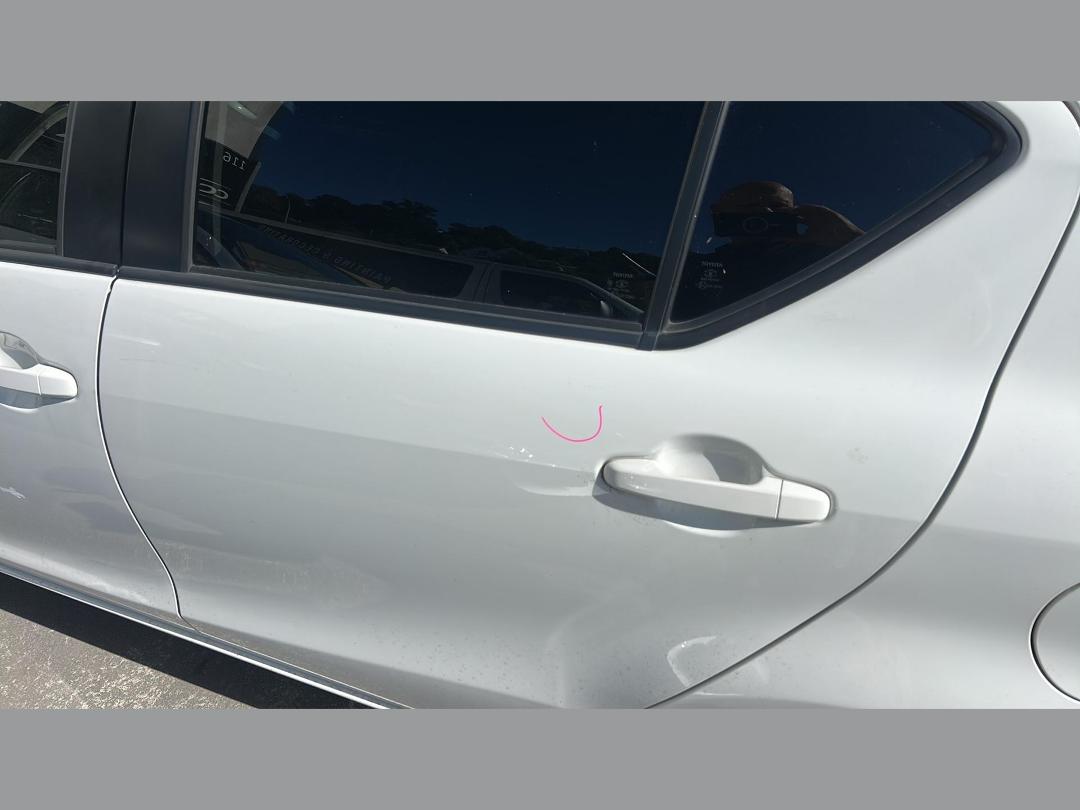 Photo '9' of Toyota Aqua Hybrid