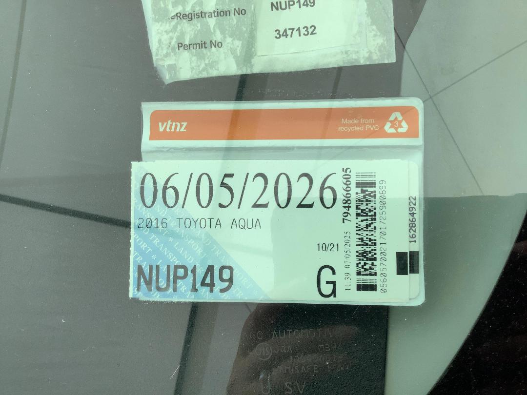 Photo '4' of Toyota Aqua