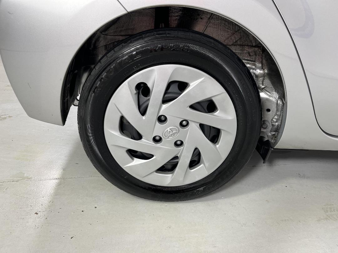 Photo '12' of Toyota Aqua Photo '12' of Toyota Aqua