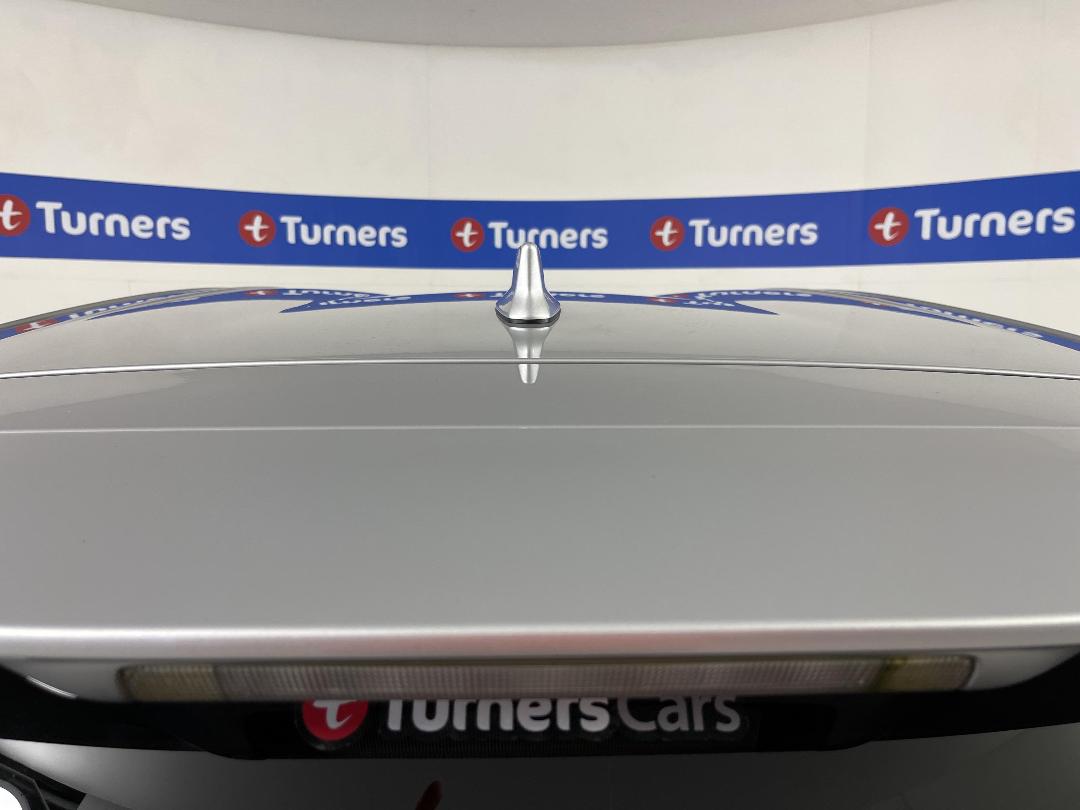 Photo '26' of Toyota Aqua Photo '26' of Toyota Aqua