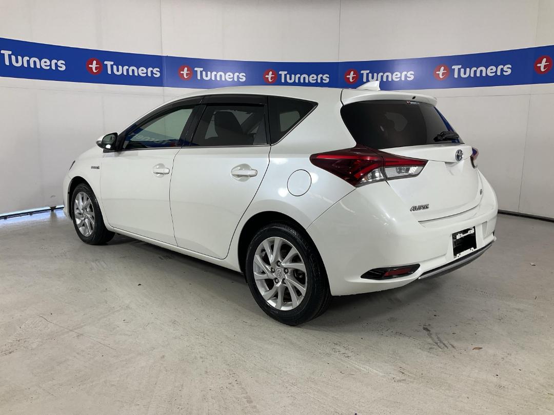 Photo '5' of Toyota Auris