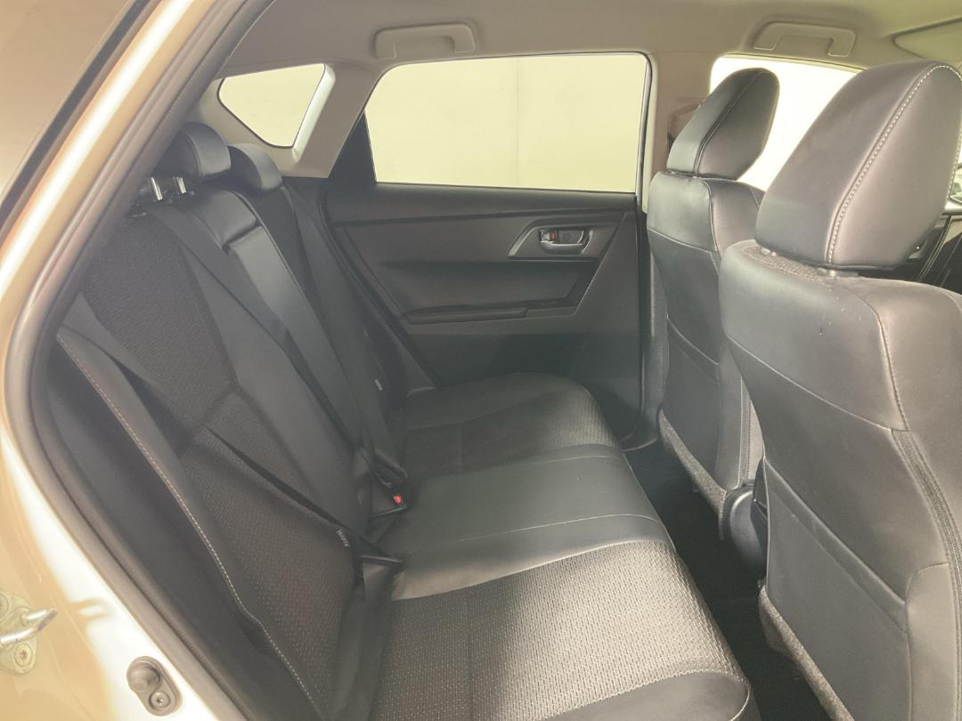 Photo '20' of Toyota Auris