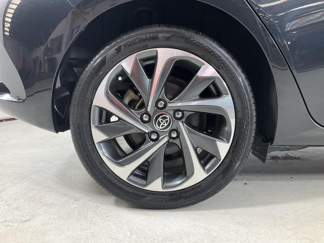 Photo '12' of Toyota Auris Photo '12' of Toyota Auris