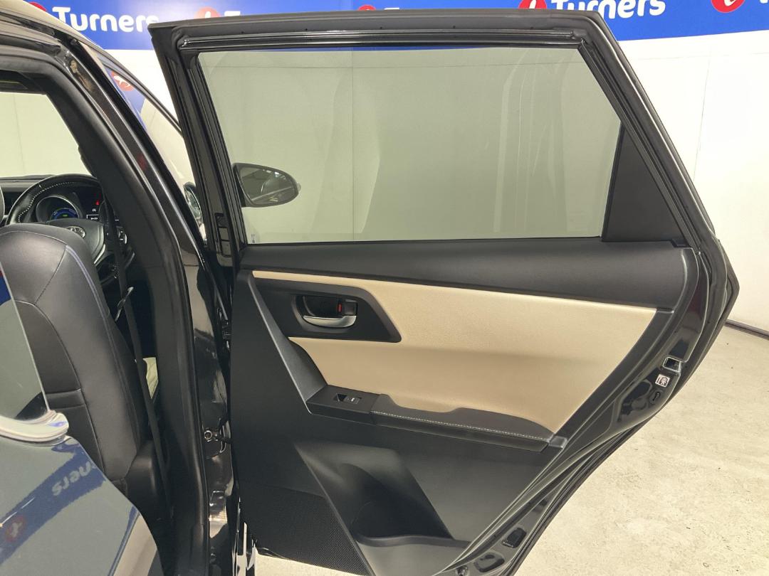 Photo '19' of Toyota Auris Photo '19' of Toyota Auris