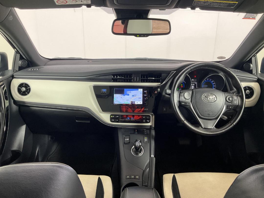 Photo '17' of Toyota Auris Photo '17' of Toyota Auris