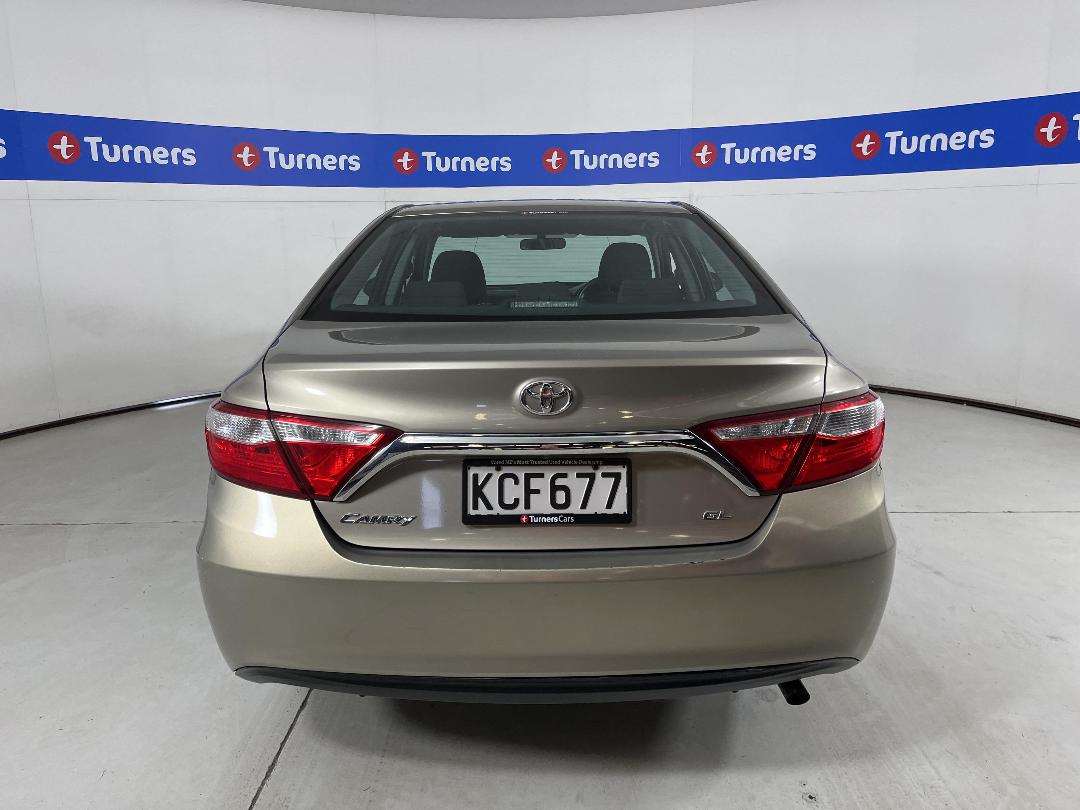 Photo '6' of Toyota Camry Photo '6' of Toyota Camry