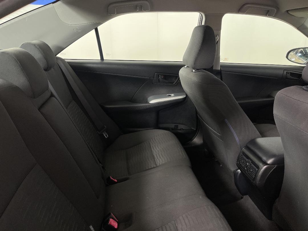 Photo '20' of Toyota Camry Photo '20' of Toyota Camry