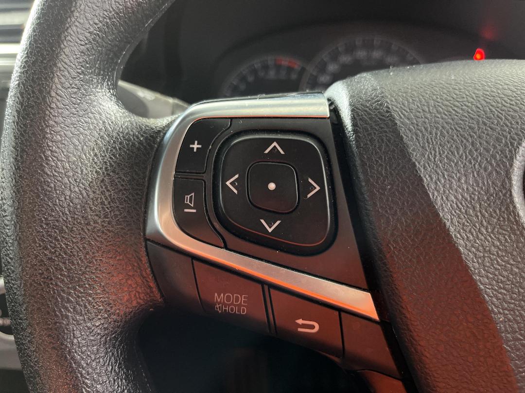 Photo '24' of Toyota Camry Photo '24' of Toyota Camry