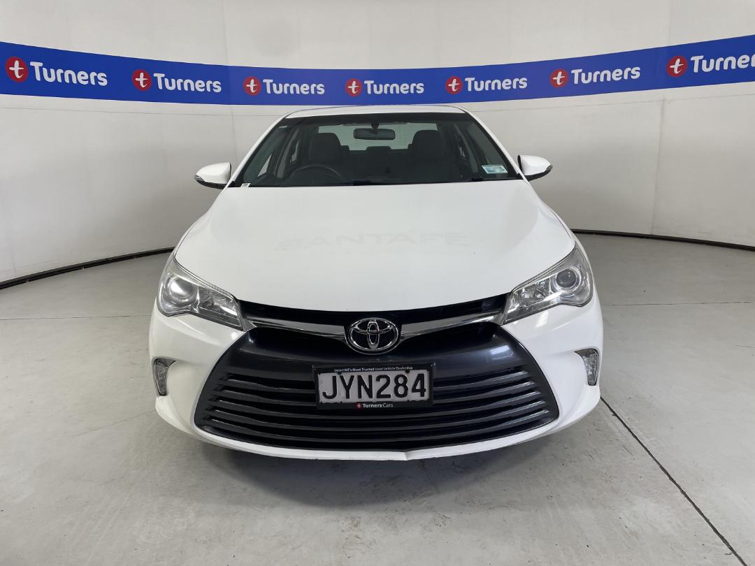 Photo '2' of Toyota Camry