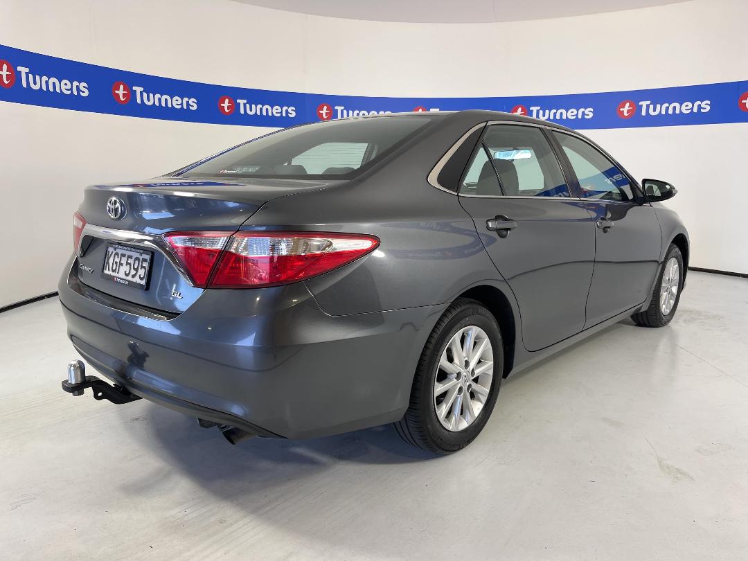 Photo '7' of Toyota Camry Photo '7' of Toyota Camry