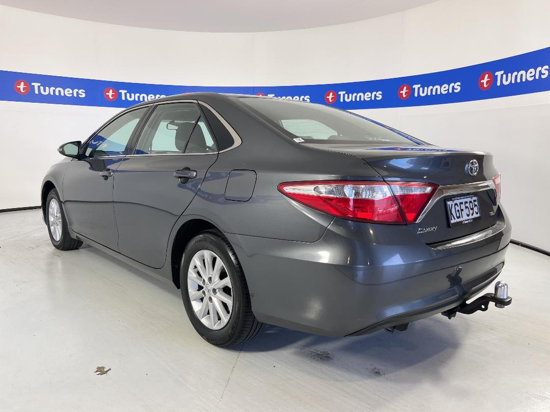 Photo '5' of Toyota Camry Photo '5' of Toyota Camry