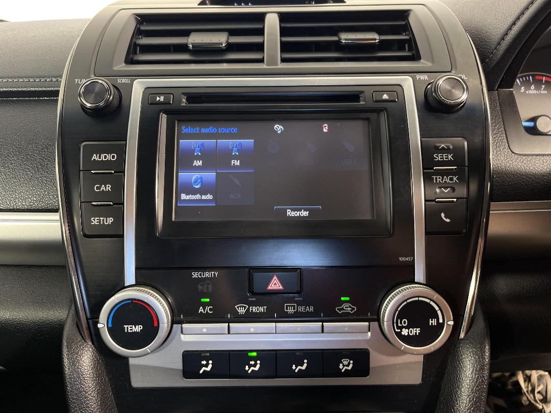 Photo '25' of Toyota Camry Photo '25' of Toyota Camry