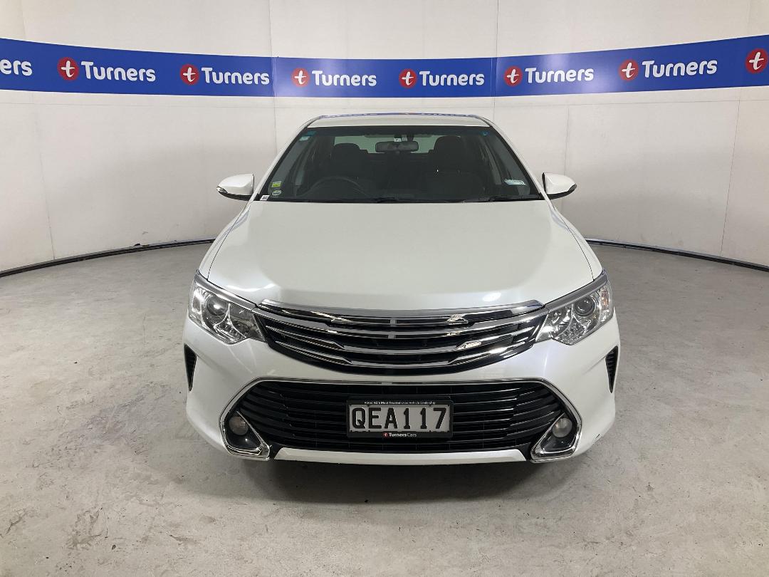 Photo '2' of Toyota Camry