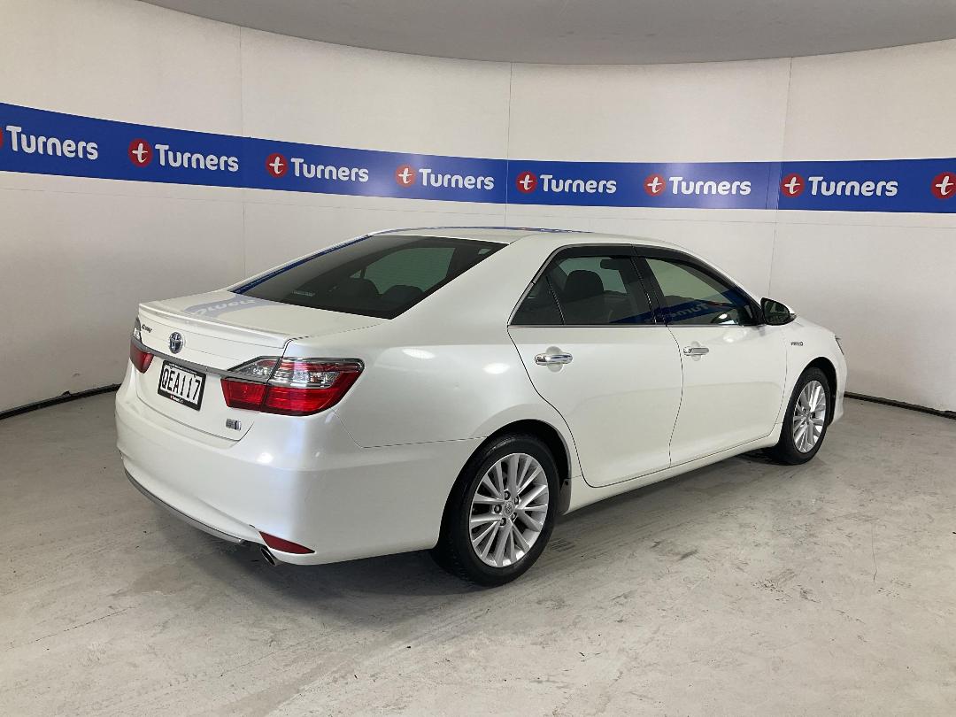 Photo '7' of Toyota Camry