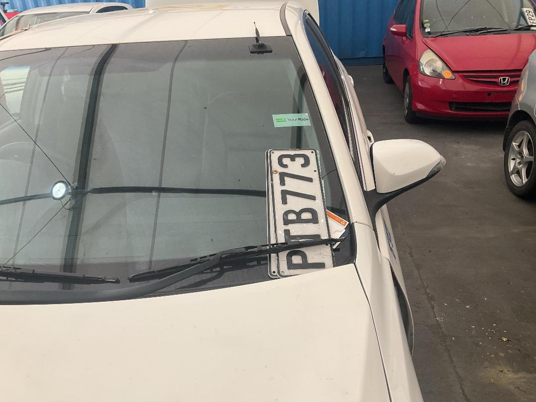 Photo '21' of Toyota Camry Atara S