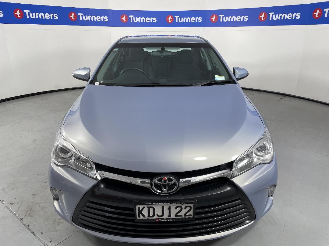 Photo '2' of Toyota Camry