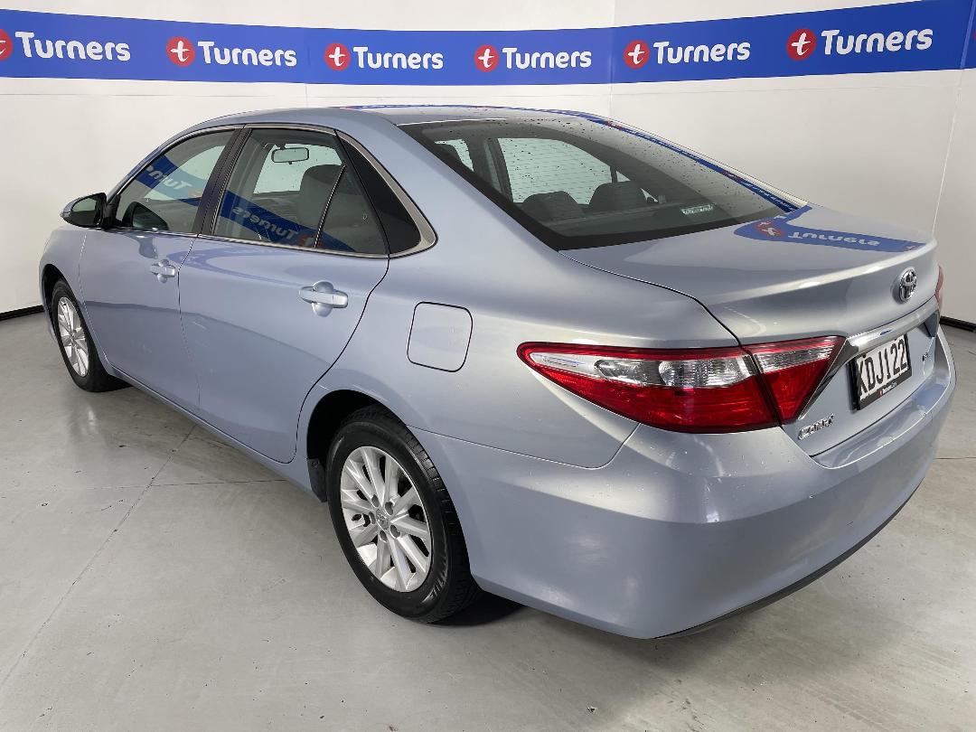 Photo '5' of Toyota Camry