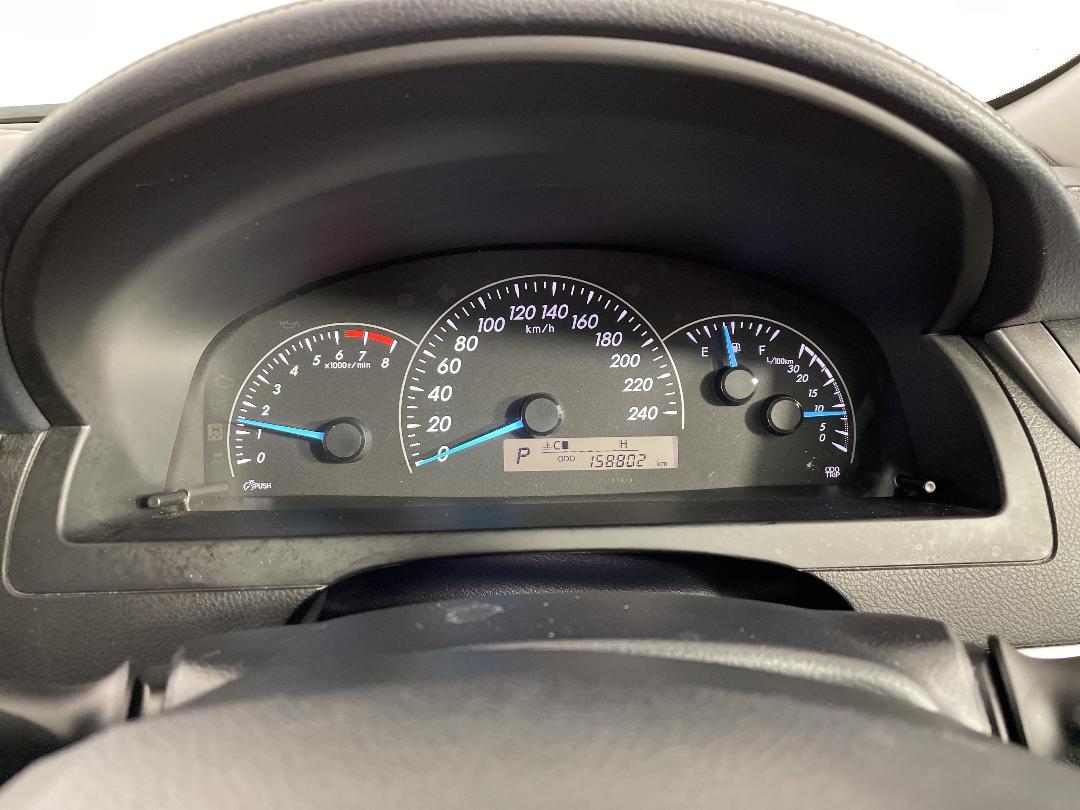 Photo '21' of Toyota Camry