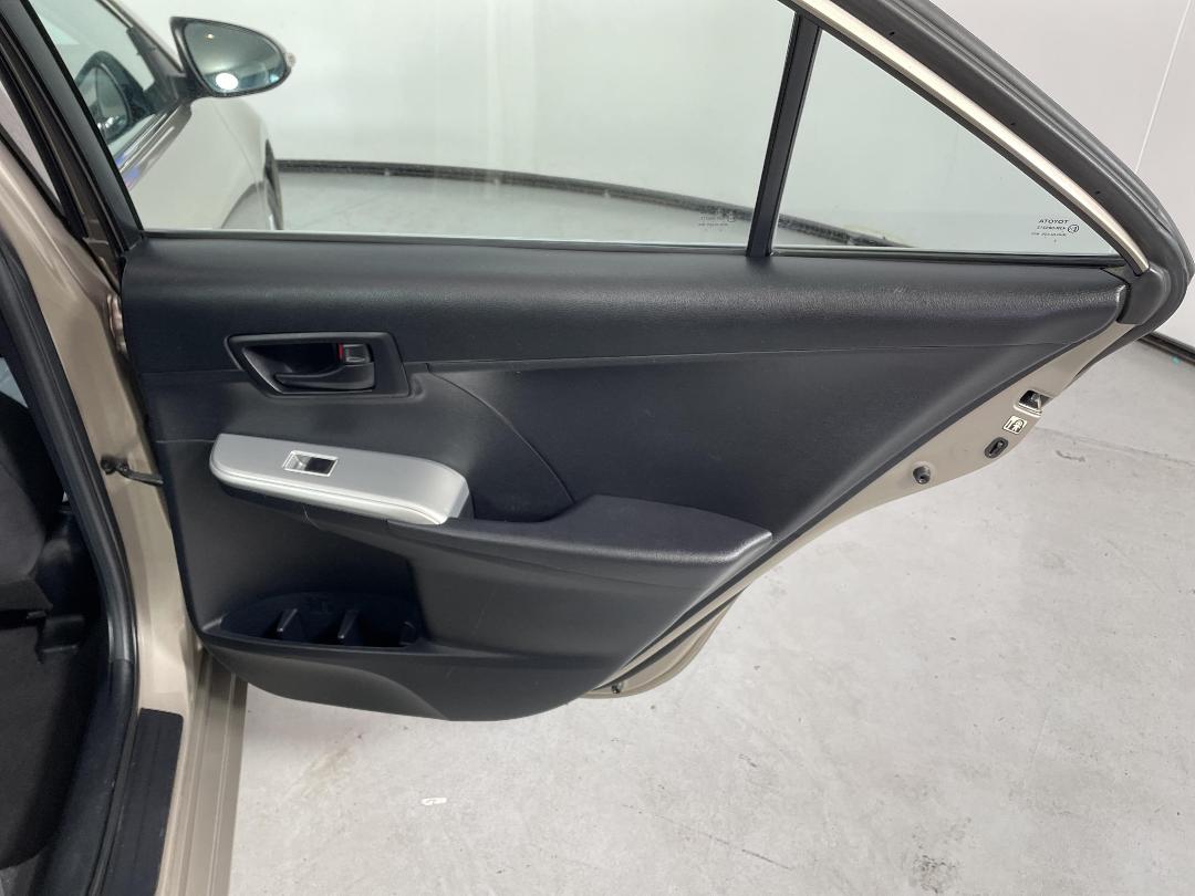 Photo '19' of Toyota Camry Photo '19' of Toyota Camry