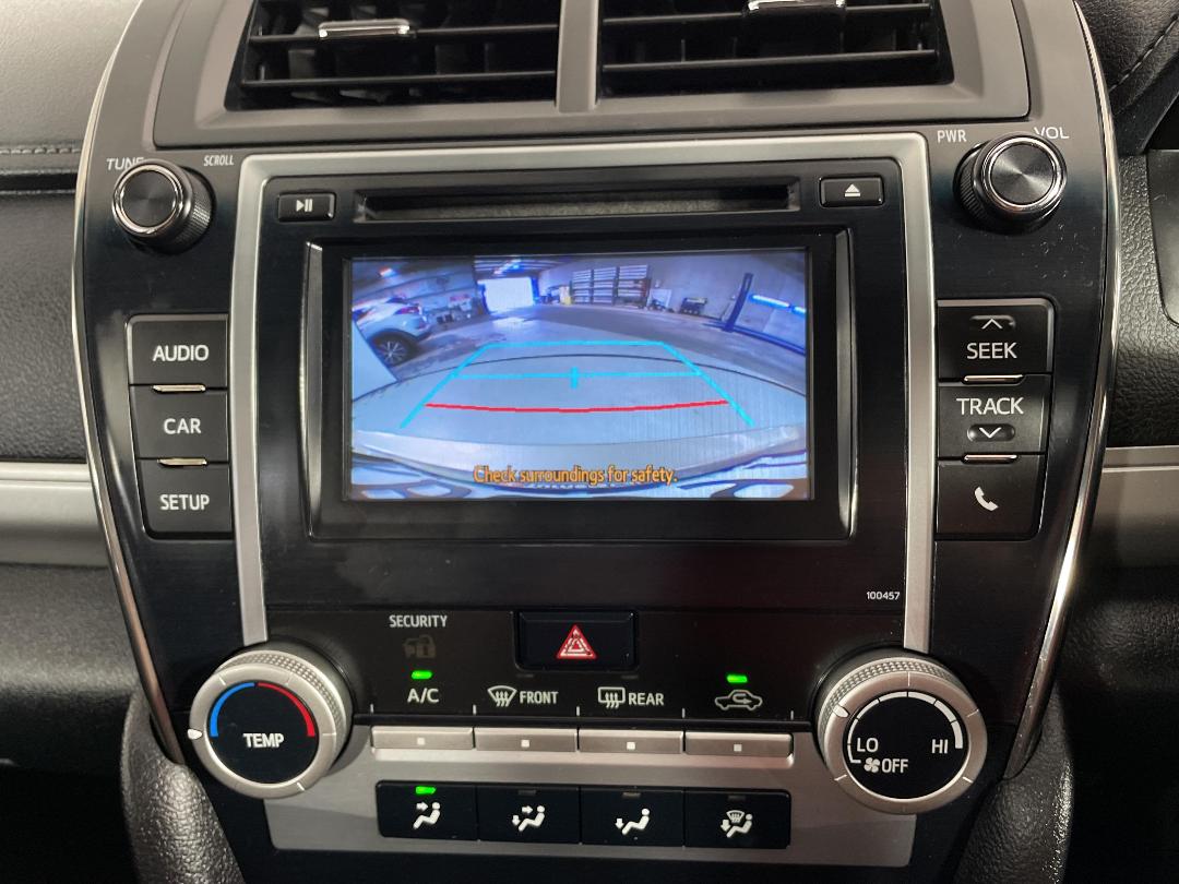 Photo '25' of Toyota Camry Photo '25' of Toyota Camry