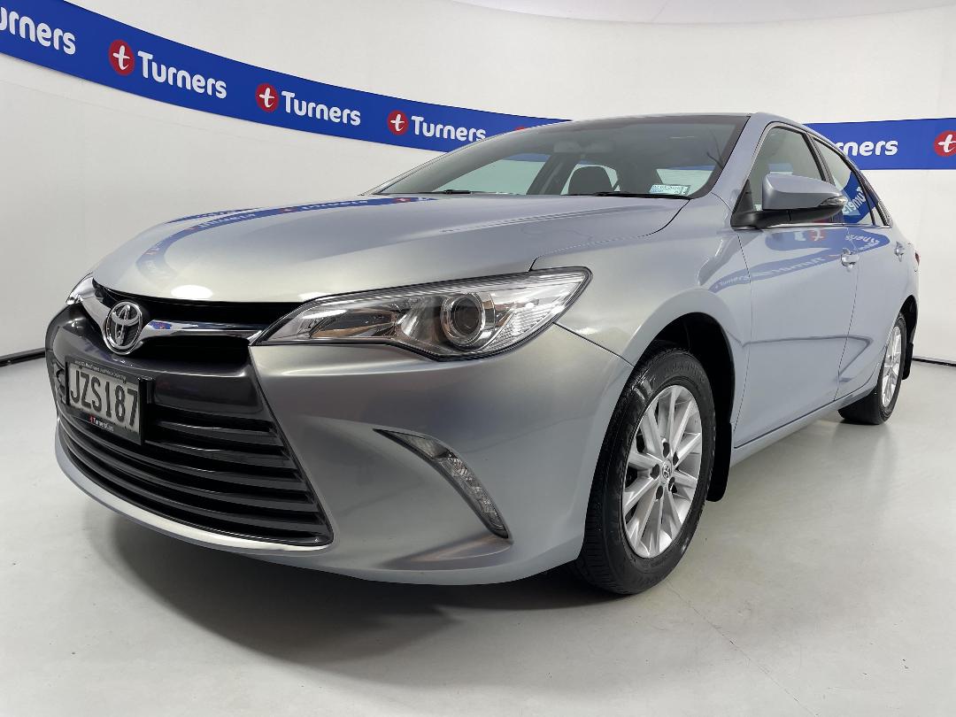 Photo '4' of Toyota Camry