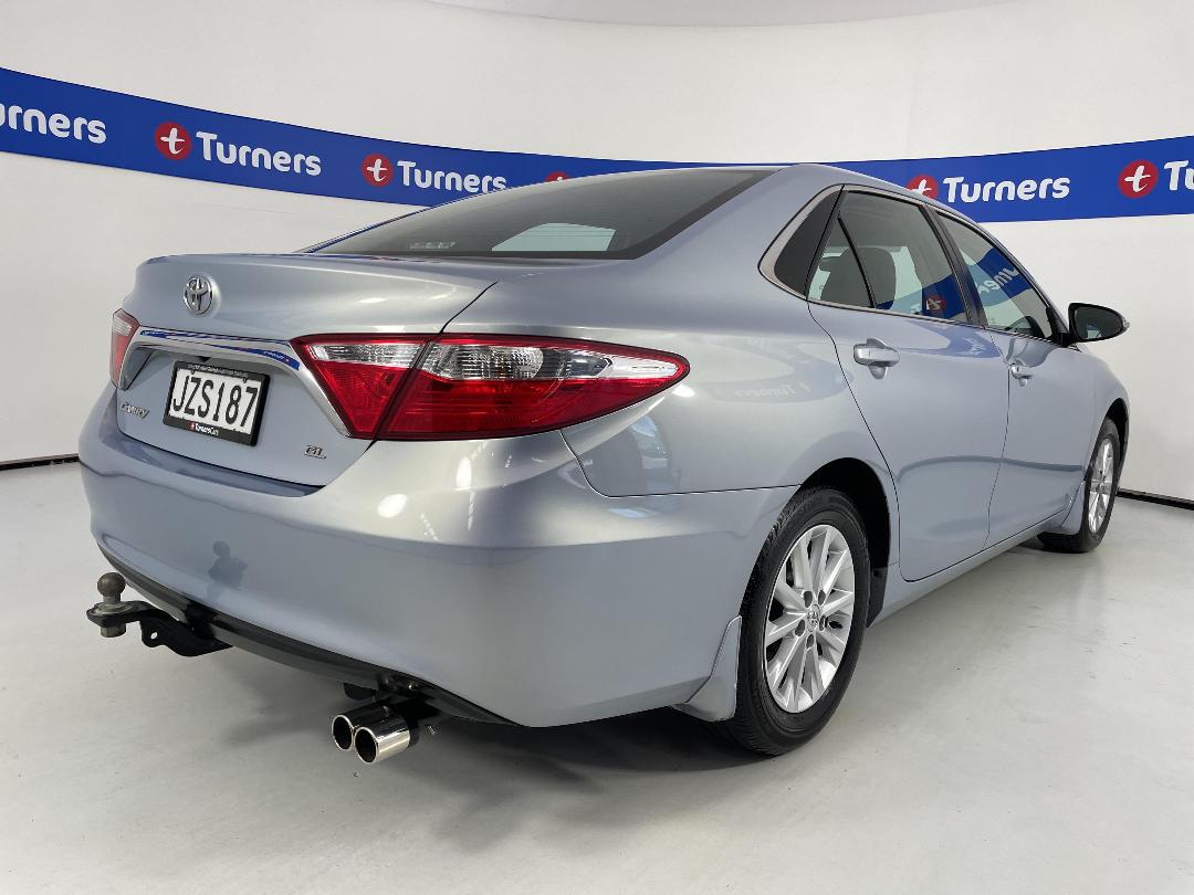Photo '7' of Toyota Camry