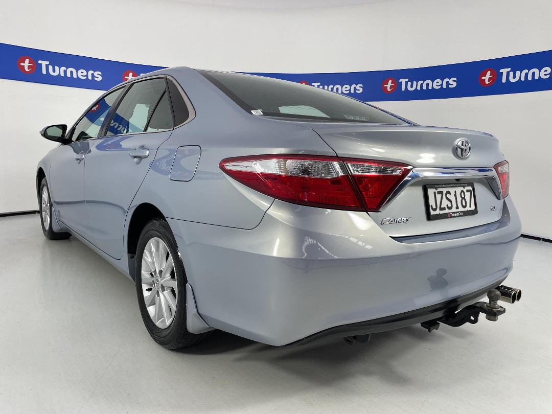 Photo '5' of Toyota Camry