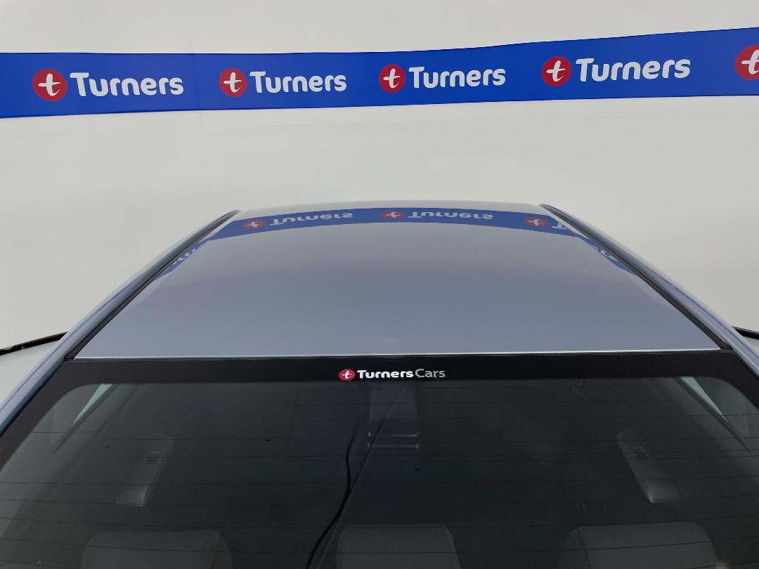 Photo '31' of Toyota Camry