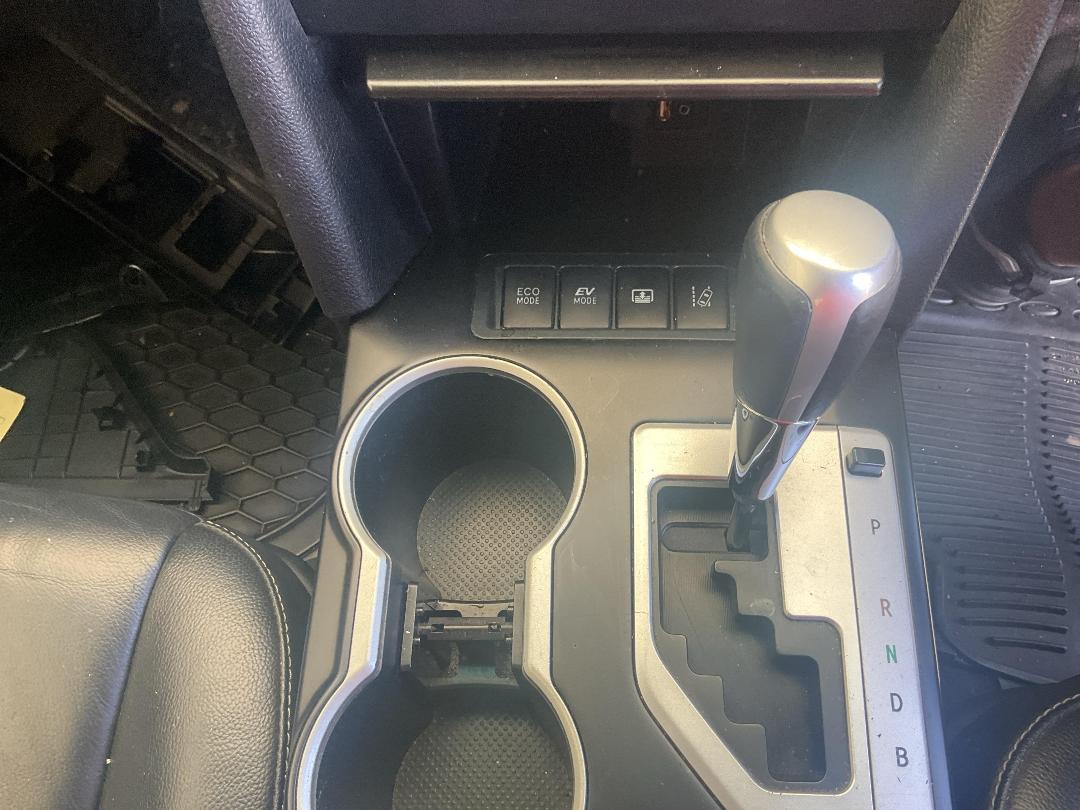 Photo '10' of Toyota Camry Atara SL Photo '10' of Toyota Camry Atara SL