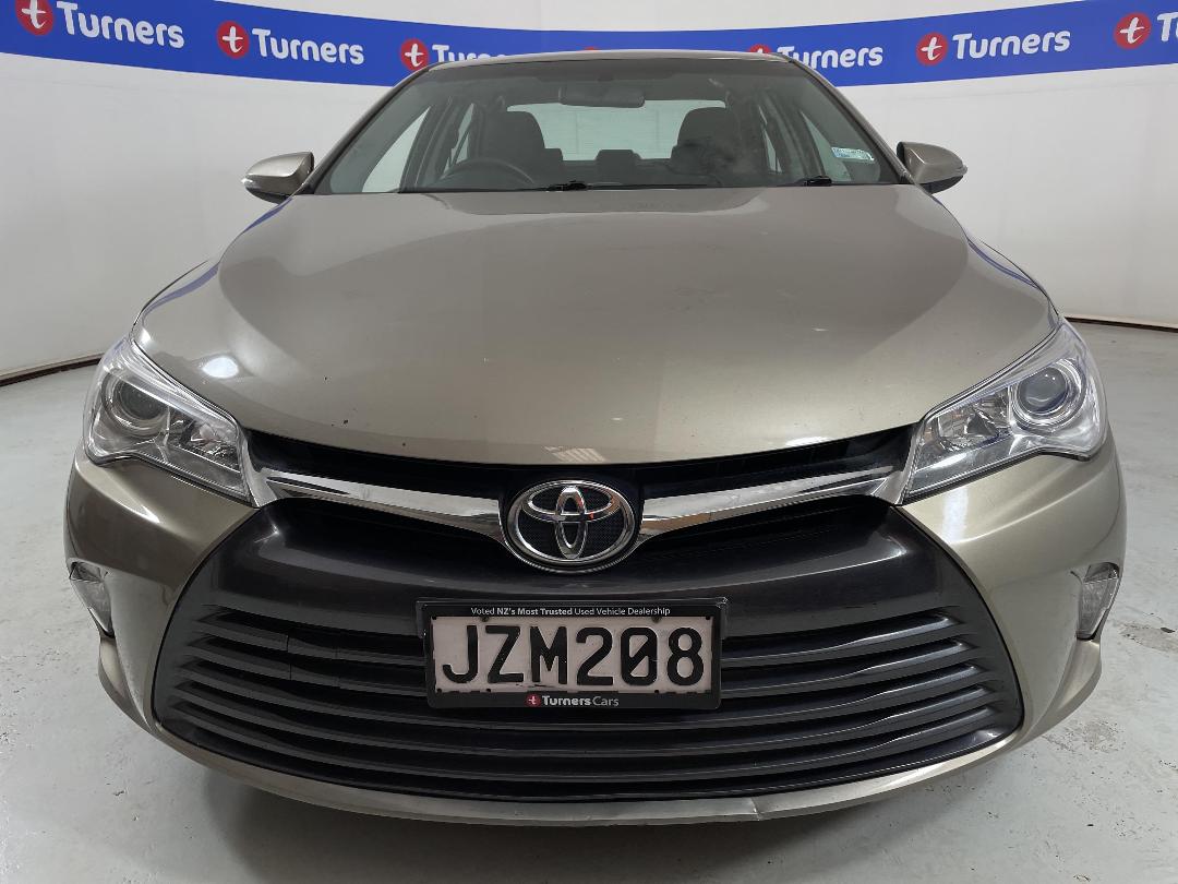 Photo '2' of Toyota Camry
