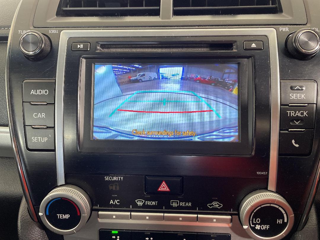 Photo '23' of Toyota Camry