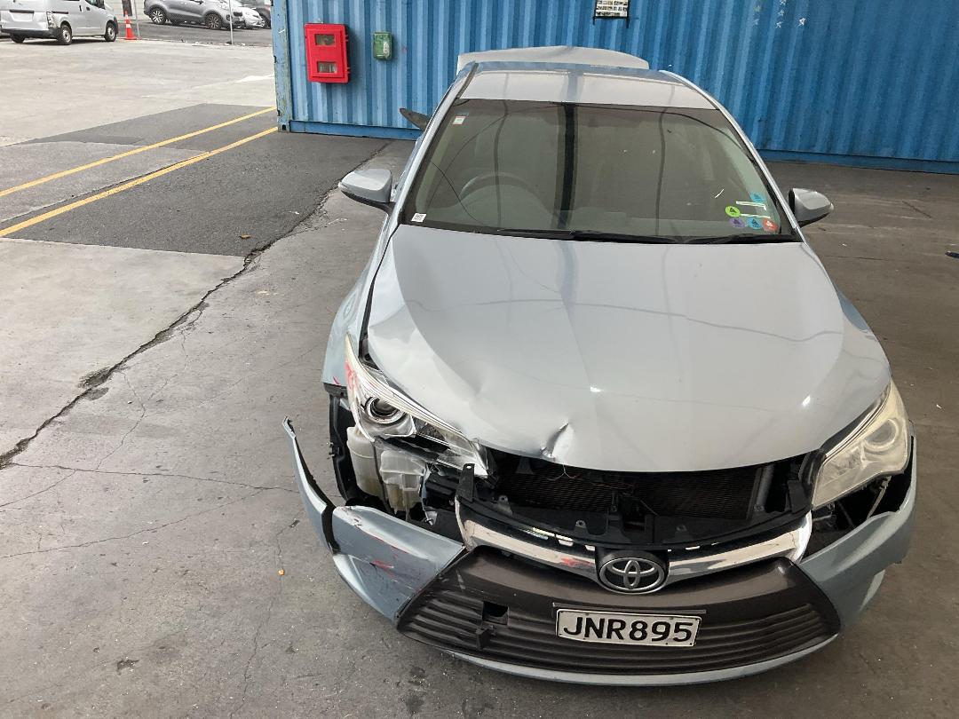 Photo '5' of Toyota Camry GL