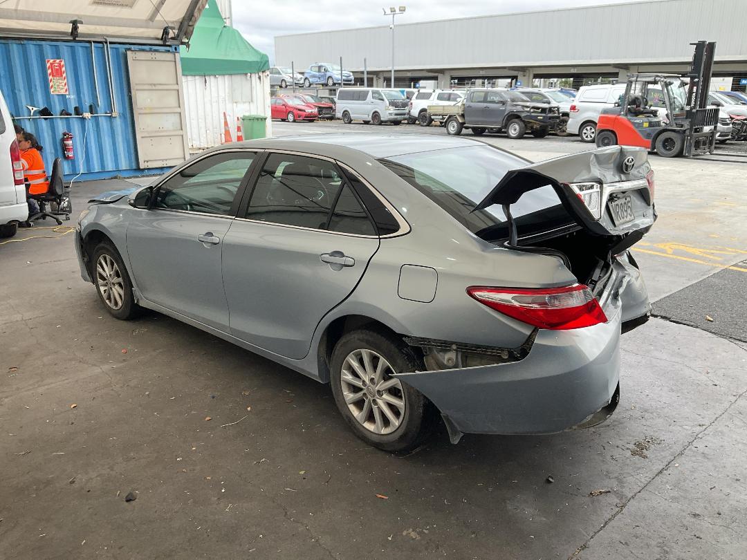 Photo '9' of Toyota Camry GL