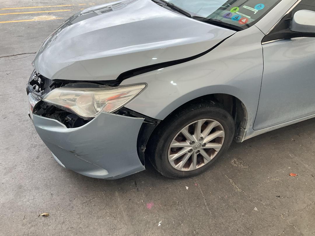 Photo '7' of Toyota Camry GL