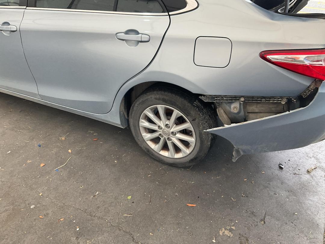 Photo '10' of Toyota Camry GL