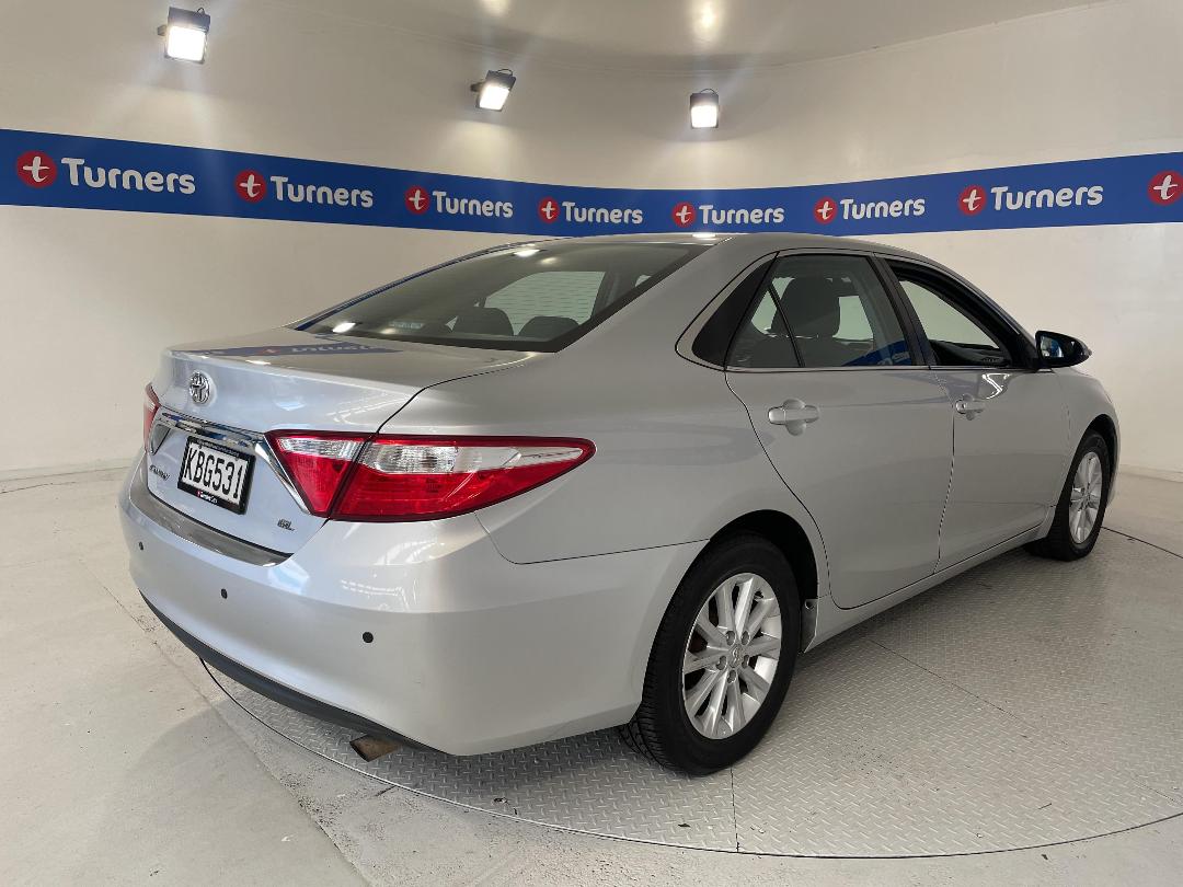 Photo '7' of Toyota Camry