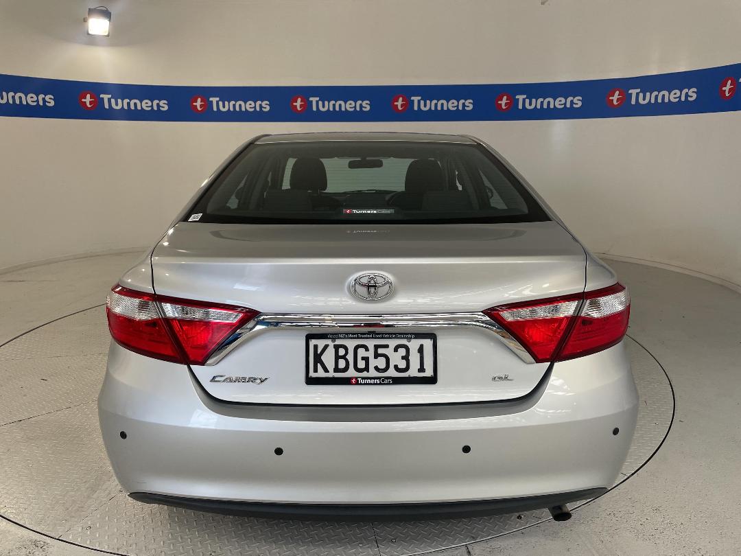 Photo '6' of Toyota Camry